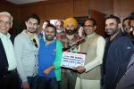 Sunny Deol, Anil Sharma at Singh Saab The Great muhurat in Bhopal on 12th Dec 2012 (6).JPG